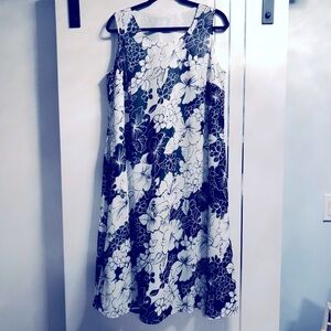 Plus Size XL ProHand Made Floral Garden Black/White Swing Shift Dress Lined